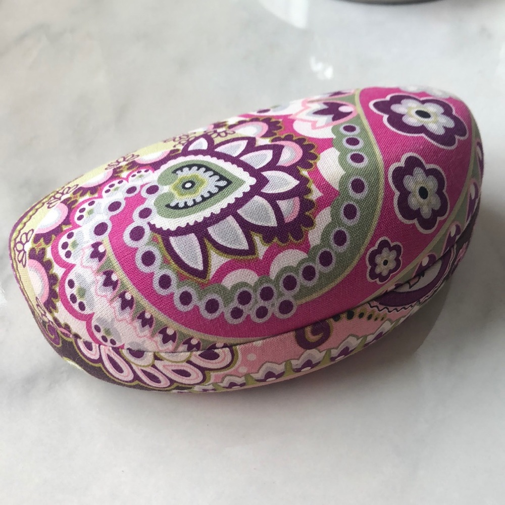 VERA BRADLEY sunglasses case